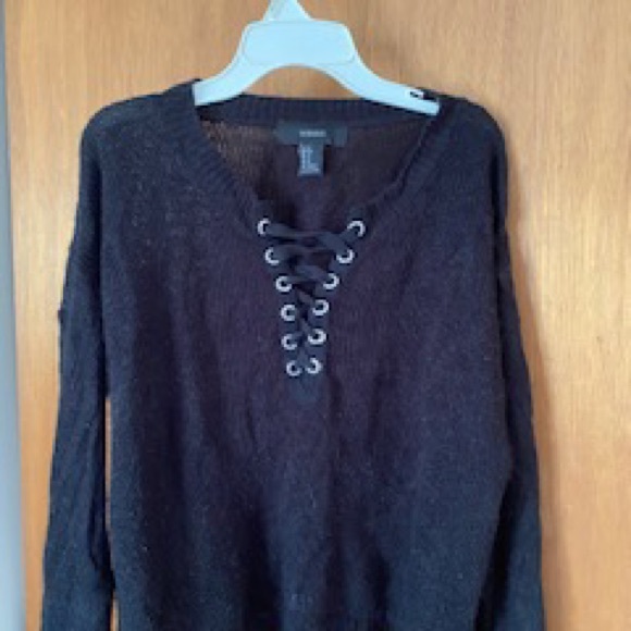 Forever 21 Black Sweater - Picture 4 of 5